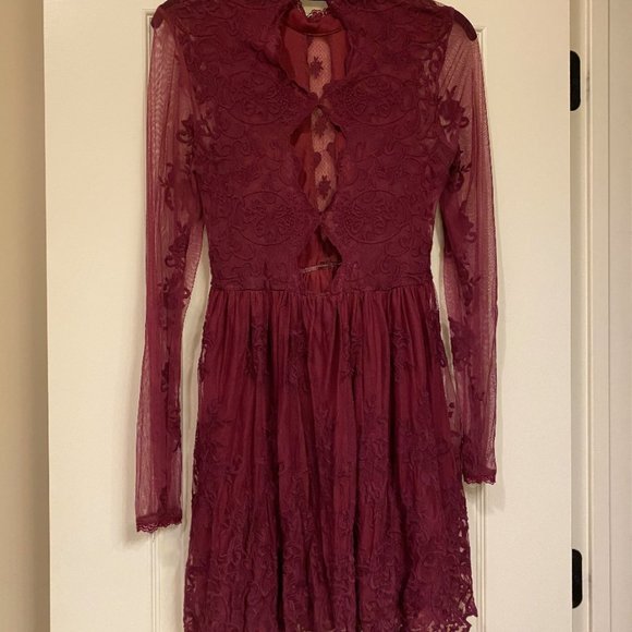 Dark Red Lace Dress - Picture 3 of 3